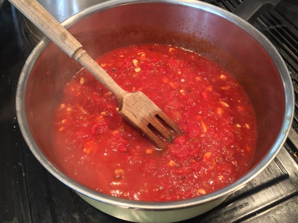Homegrown Garlic Tomato Sauce